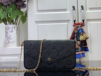 LV Félicie Pochette Black M82477 - 21x12x3cm