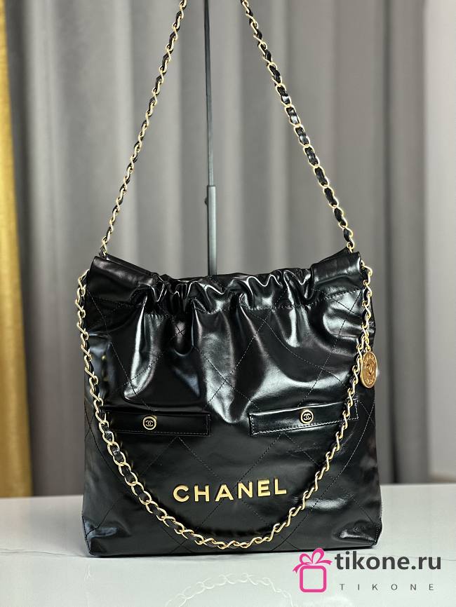 Chanel 22 Small Bag Wrinkled Effect Glossy Calfskin & Gold Plated Metal Black - 35×37×7cm - 1