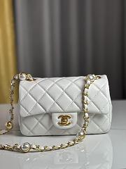 Chanel Mini Flap Bag Shiny Lambskin Imitation Pearls & Gold Tone Metal White - 12×20×6cm - 1