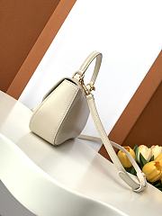 Celine Teen Celine Lola in Shiny Calfskin White - 20x11.5x5cm - 5