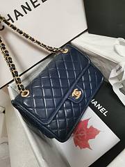 Chanel Large Flap Bag Shiny Crumpled Calfskin & Gold-Tone Metal Dark Navy Blue - 19.5×28×7cm - 3