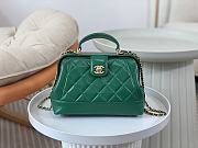 Chanel Small Bag with Top Handle Shiny Lambskin & Gold Tone Metal Green - 16×23.5×8cm  - 1