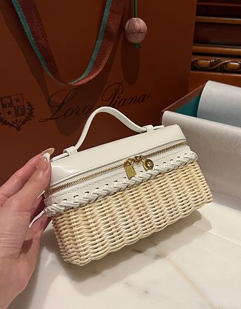 Loro Piana Extra Pocket L19 Wicker Pouch in White - 11x19x7cm