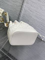 Small Dior Jolie Bucket Bag White Macrocannage Lambskin and Calfskin - 17x16x10.5cm - 4