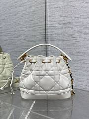 Small Dior Jolie Bucket Bag White Macrocannage Lambskin and Calfskin - 17x16x10.5cm - 5