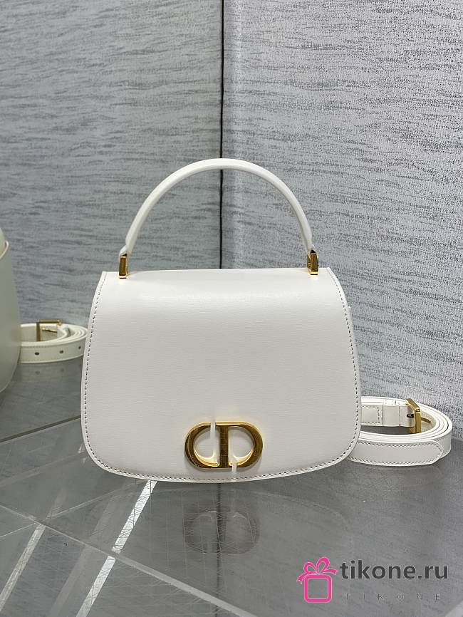 Dior Medium 30 Montaigne Avenue Top Handle Bag White Ribbed Calfskin - 19x12x8cm - 1