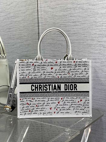 Dioramour Medium Dior Book Tote - 36.5x28x16.5cm