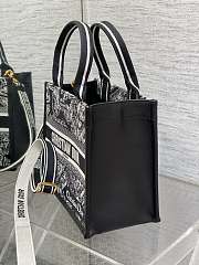 Small Dior Book Tote Black and White Plan de Paris Embroidery with Black Calfskin - 26.5x22x14cm - 3