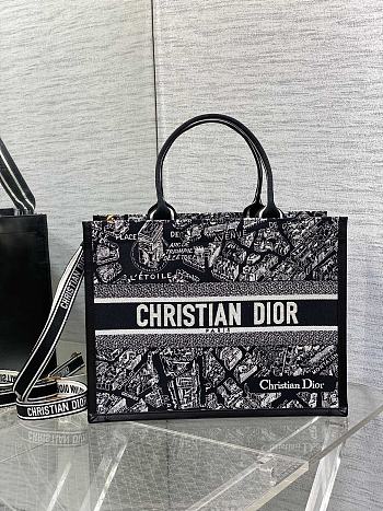 Medium Dior Book Tote Black and White Plan de Paris Embroidery with Black Calfskin - 36.5x28x16.5cm