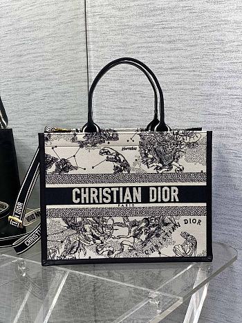 Medium Dior Book Tote Latte and Black Dior Zodiac Embroidery with Black Calfskin - 36.5x28x16.5cm