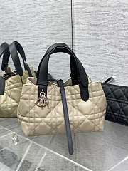 Small Dior Toujours Bag Rope Beige and Black Macrocannage Calfskin - 23x14x12cm - 1