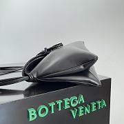 Bottega Veneta Medium Liberta Black - 30x20x8cm - 6