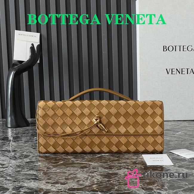 Bottega Veneta Andiamo Clutch Bag Leather And Suede In Acorn - 31x13x3cm - 1