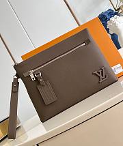 Takeoff Pouch LV Aerogram Pouches Moka Brown M11485 - 22x5x30cm - 1