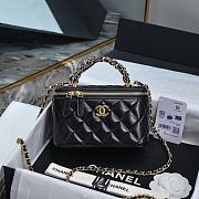 Chanel Clutch With Strap Shiny Lambskin & Gold Metal Black - 19x9.5x8cm - 1