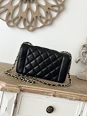 Chanel Diana Small Black Lambskin - 22x14x7cm - 3