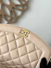 Chanel Diana Small Beige Lambskin - 22x14x7cm - 3