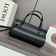 Loewe Small Clasp bag In Silk Calfskin Black - 25x13x15cm - 3