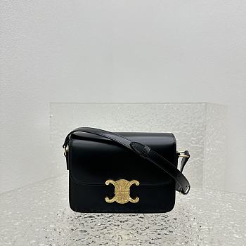 Celine Teen Triomphe Bag In Shiny Calfskin Black - 18.5x13.5x7cm