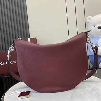 Gucci B Small Crossbody Bag Burgundy - 40x31x3cm