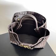 Bottega Veneta Medium Andiamo Intrecciato Suede Fondant - 32x25x11cm - 3