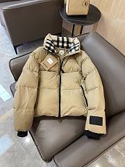 Burberry Short Jacket Beige 14887 - 2