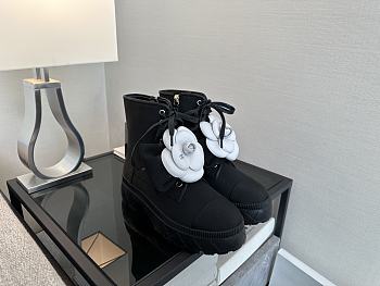 Chanel Boots Camellia Black 