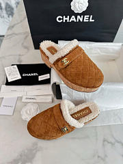 Chanel Suede Calfskin Shearling Turn Lock Clogs Brown - 5