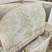 Medium Lady D-Lite Bag Gold Tone And White Butterfly Around The World Embroidery - 24x21x12cm  - 4