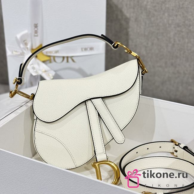 Dior Mini Saddle Bag with Strap White Grained Calfskin - 19x15x6cm - 1