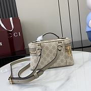 Gucci Ophidia Super Mini Shoulder Bag Beige And White - 20x12x6cm - 3