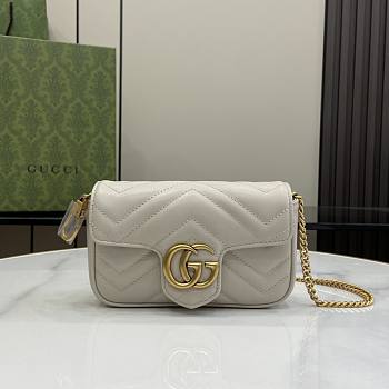 Gucci GG Marmont Super Mini Bag Light Grey - 10x16.5x4.5cm