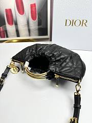 Walk in Dior Purse Black Macrocannage Calfskin - 30x20x1cm - 4