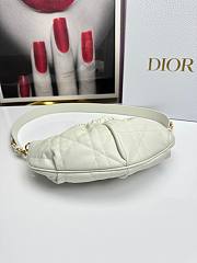 Walk in Dior Purse White Macrocannage Calfskin - 30x20x1cm - 5