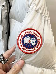  Canada Goose Cypress Cropped Puffer Classic Silver  - 5