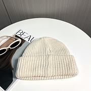 Gift Moncler Beanie White - 4