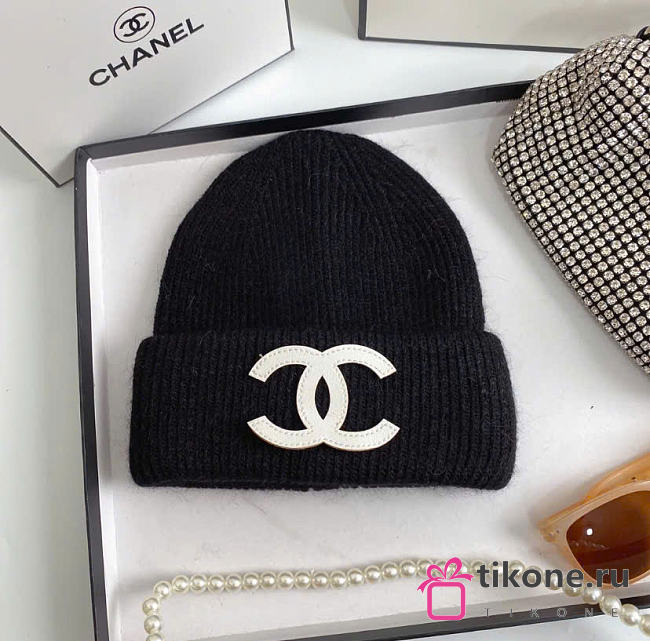 Gift Chanel Beanie Black - 1