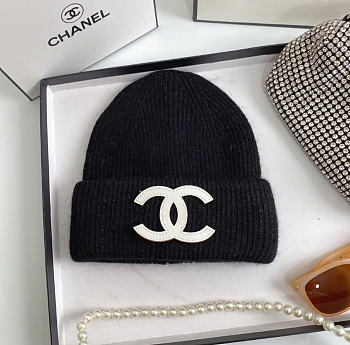 Gift Chanel Beanie Black