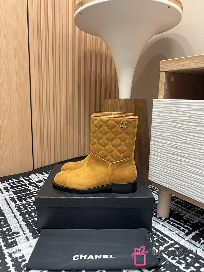 Chanel Short Boots Quilted Suede Caramel - 1