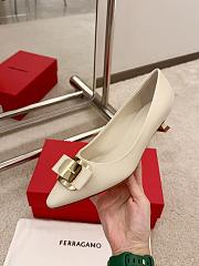 Ferragamo New Vara Plate Low Heel Pump White Nappa 40mm - 4