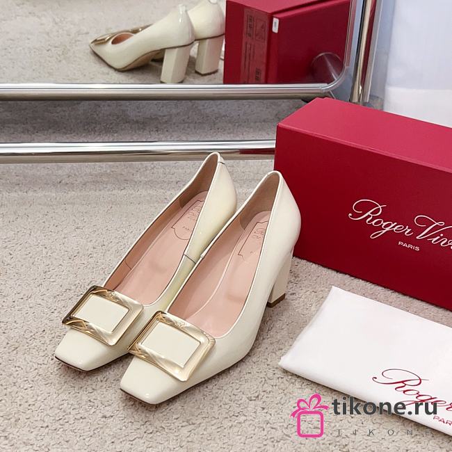 Roger Vivier Belle Vivier Pumps In Off White Patent Leather 75mm - 1