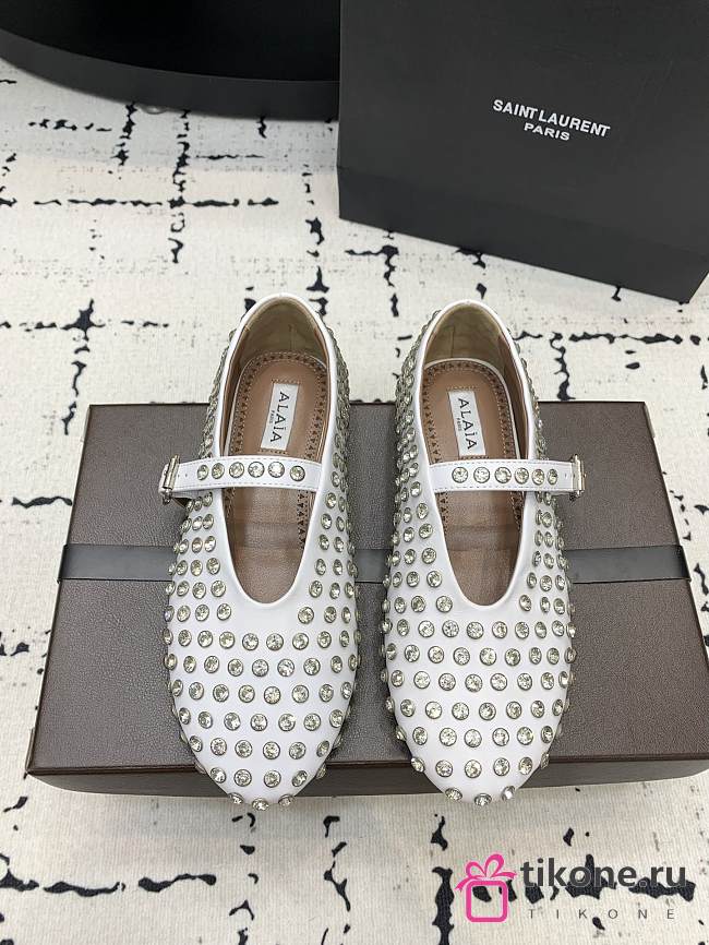 Alaia Strass Lambskin Ballet Flats White - 1