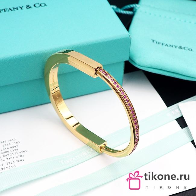 Tiffany Lock Bangle in Yellow Gold with Pink Sapphires - 1