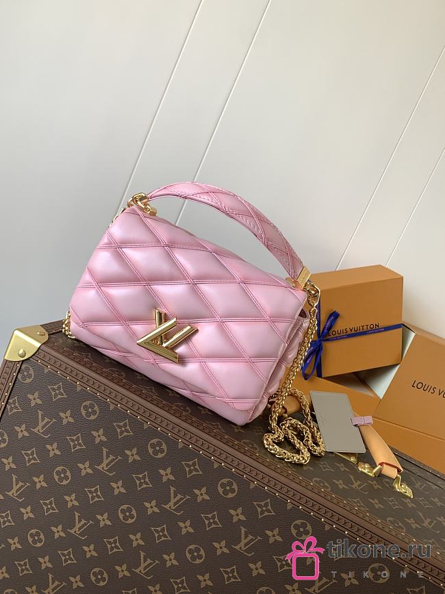 LV Go 14 MM Raspberry Lambskin M23821 - 23x16x10cm - 1