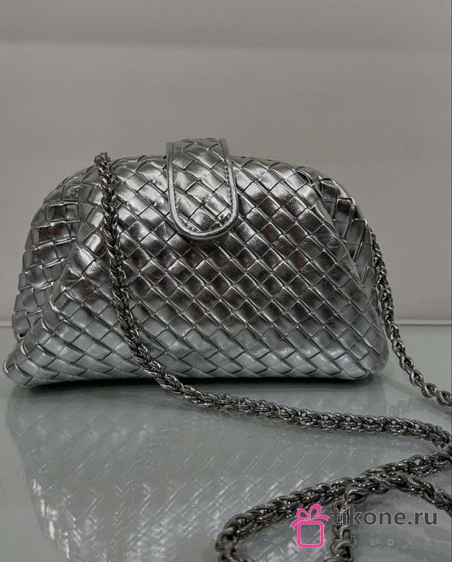 Bottega Veneta Small Lauren 1980 Silver Leather Clutch Bag - 20.5x15x7.5cm - 1