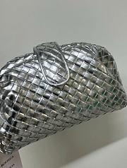 Bottega Veneta Small Lauren 1980 Silver Leather Clutch Bag - 20.5x15x7.5cm - 3