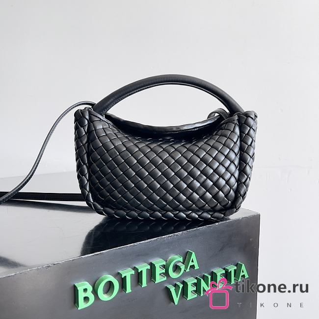 Bottega Veneta Small Cobble Top Handle Black - 23x11x8cm - 1