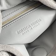 Bottega Veneta Small Hop Suede Gray - 46x21x10cm - 6