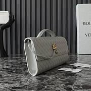 Bottega Veneta Andiamo Clutch Bag In Gray - 31x13x3cm - 6