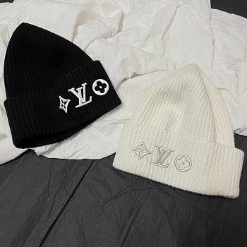 LV Headline Beanie M77873 M77872